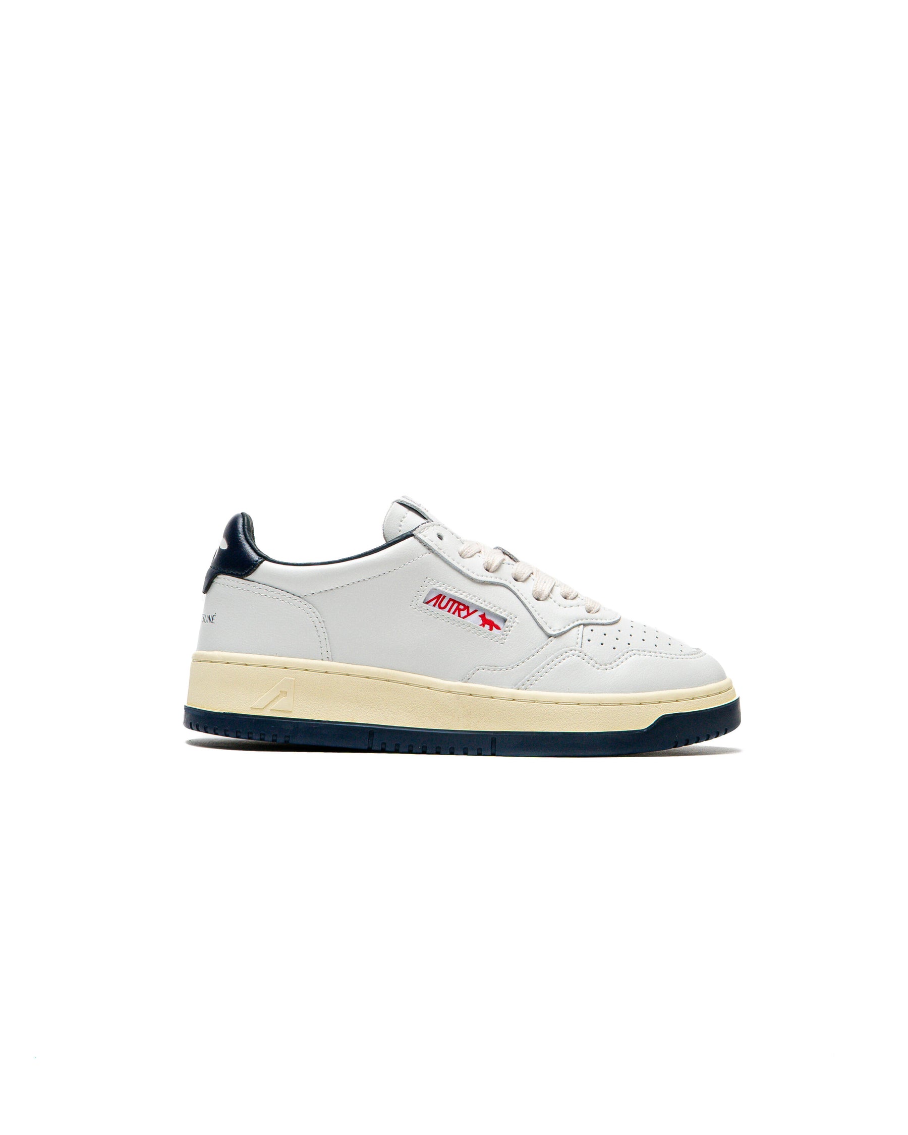 Autry Action Shoes x Maison Kitsuné WMNS MEDALIST LOW