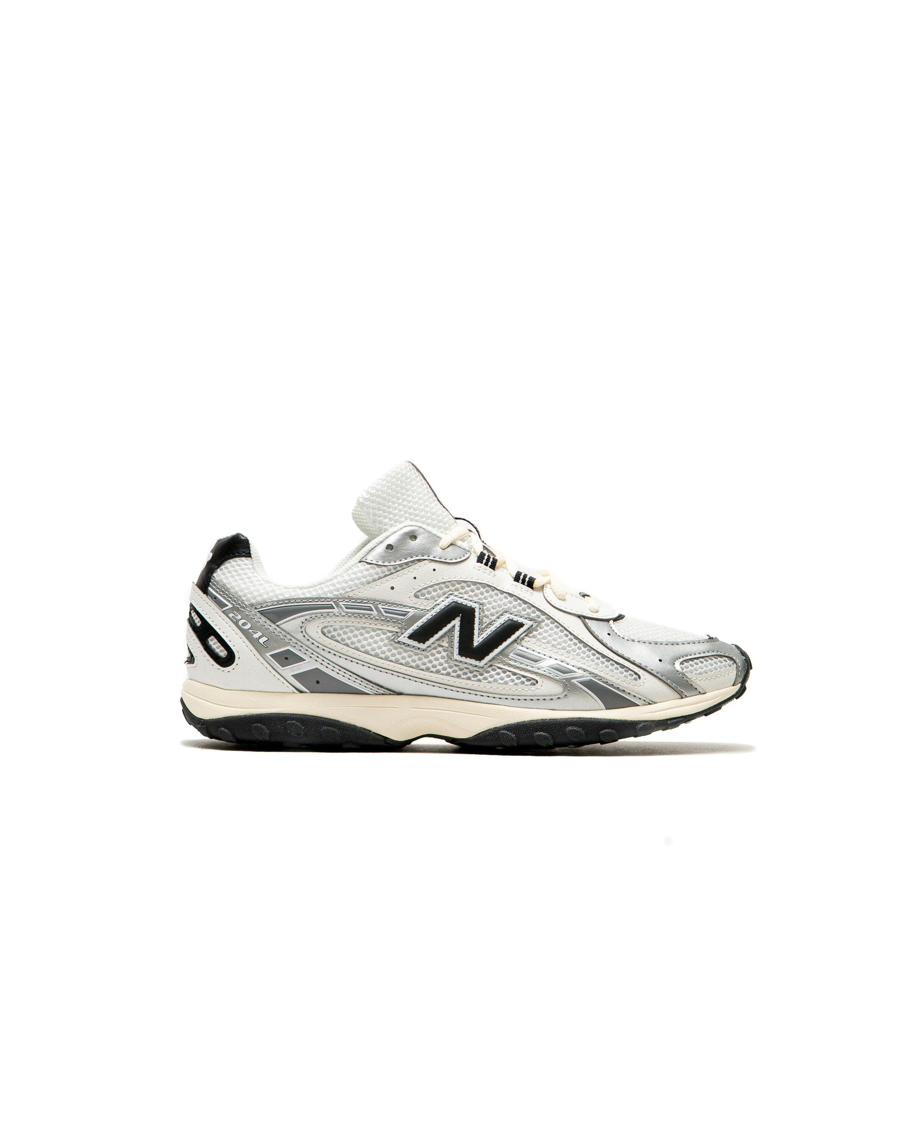 New Balance 204L