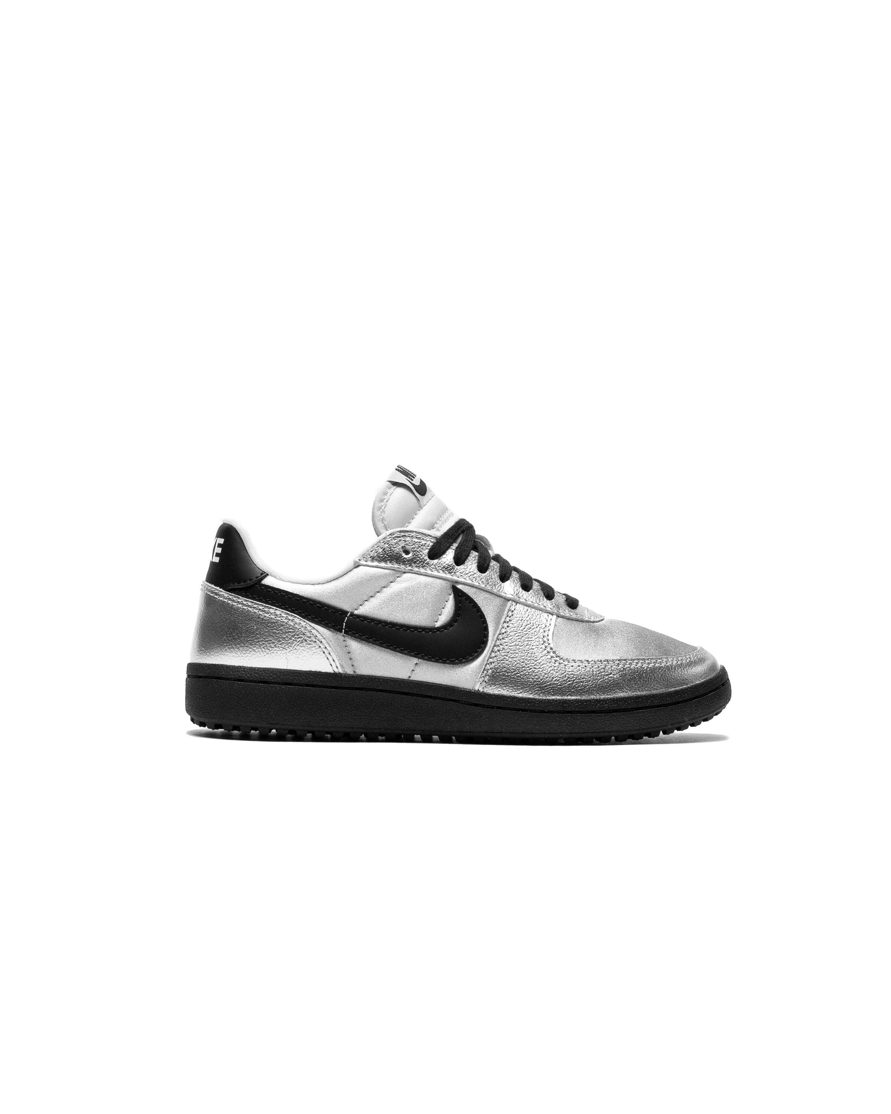 Nike WMNS FIELD GENERAL