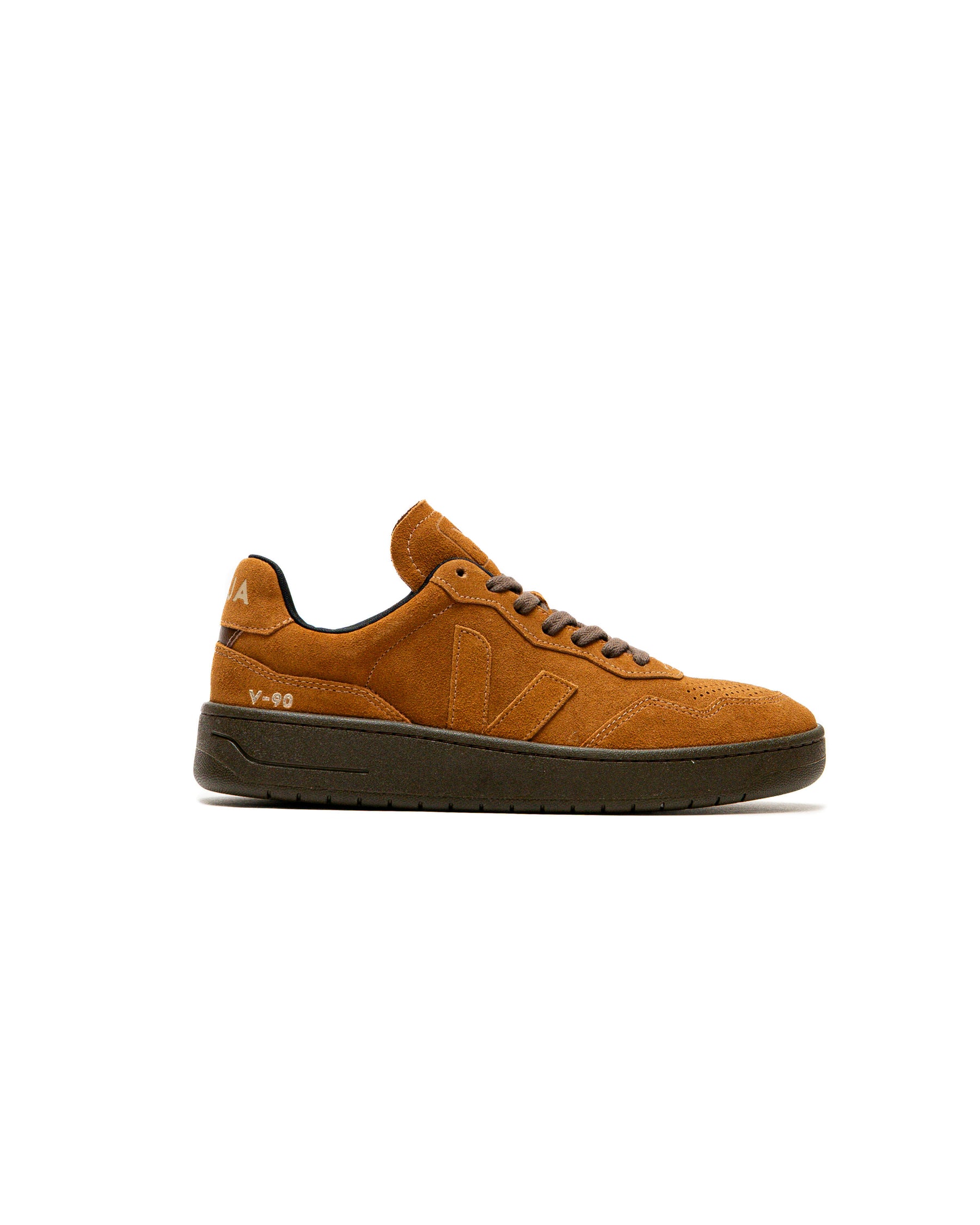 Veja V-90 Suede