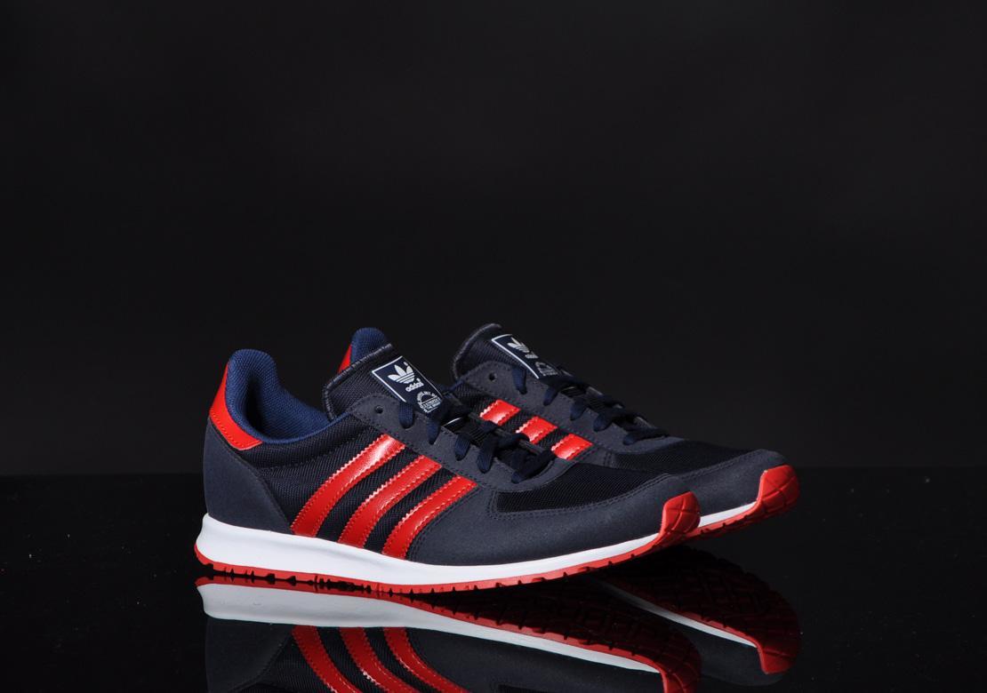 adidas Originals Adistar Racer W