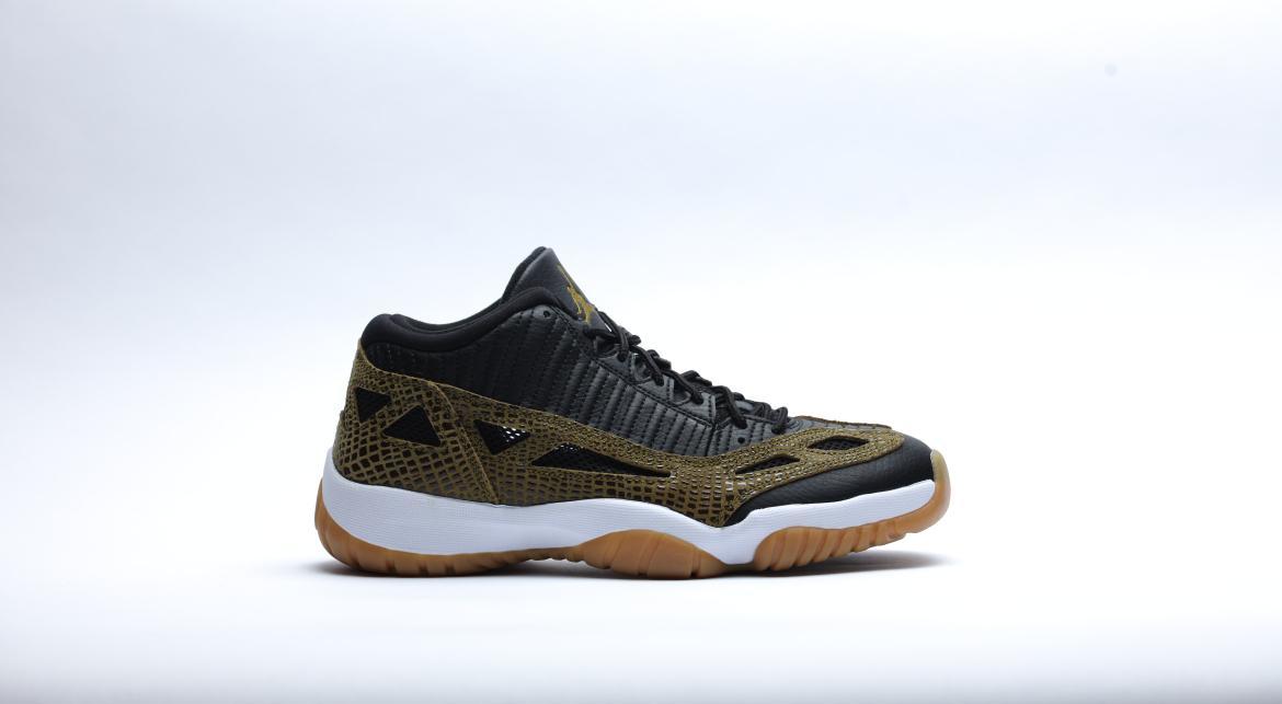 Air Jordan 11 Retro Low Snakeskin