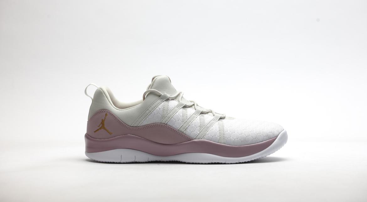 Air Jordan Deca Fly Heiress