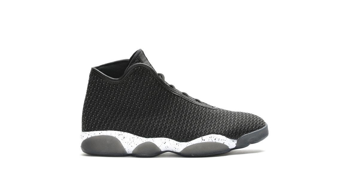Air Jordan Horizon "Black N White"