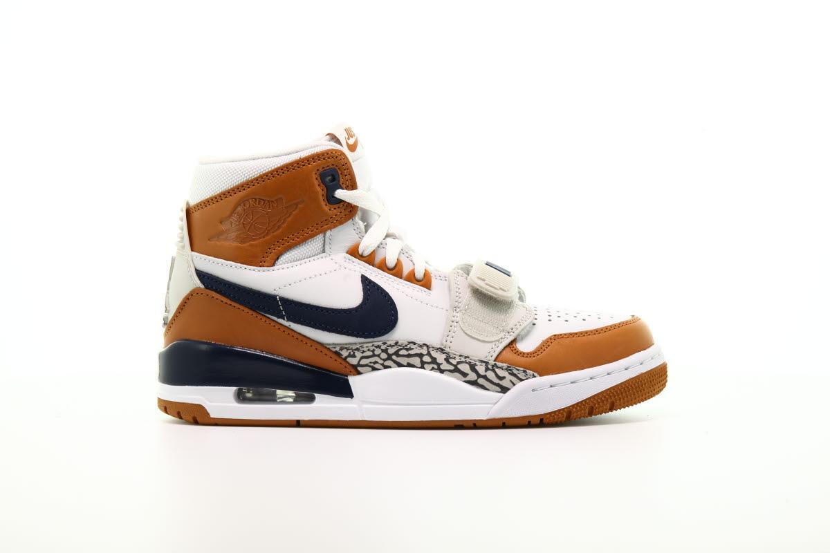 Air Jordan Legacy 312 "Medicine Ball"