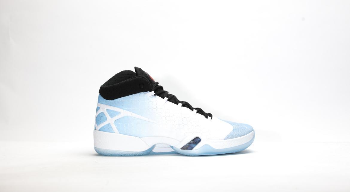 Air Jordan XXX UNC "White Black"