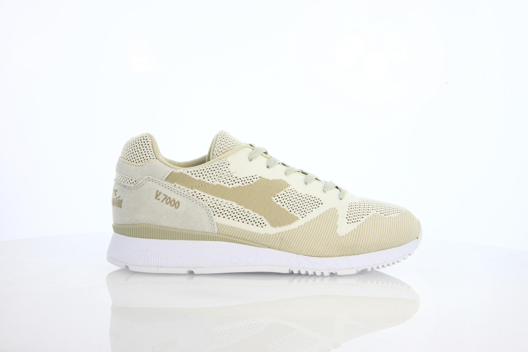 Diadora V7000 WEAVE "Beige Dew"
