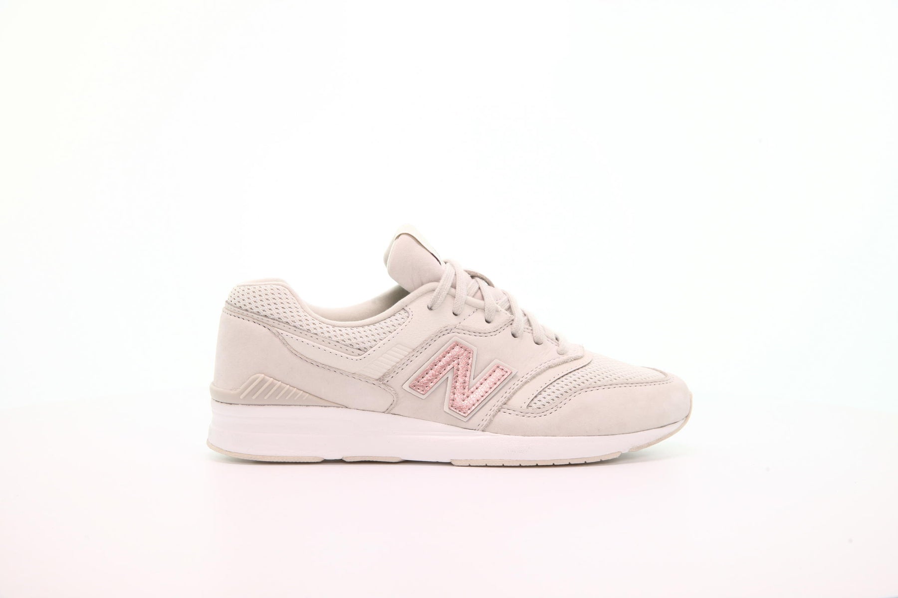 New Balance WL 697 SHA "Moonbeam"