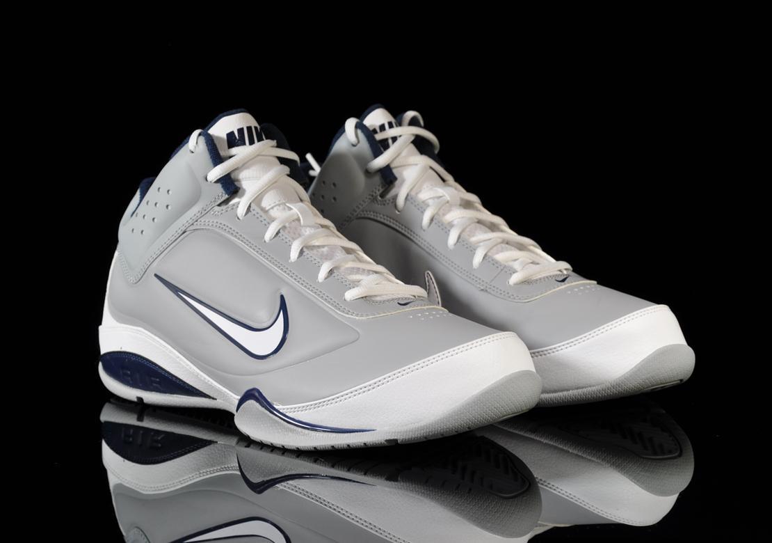 Nike Air Flight Showup