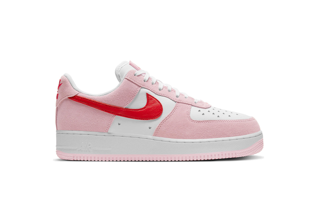 Nike AIR FORCE 1 '07 "VALENTINES DAY"