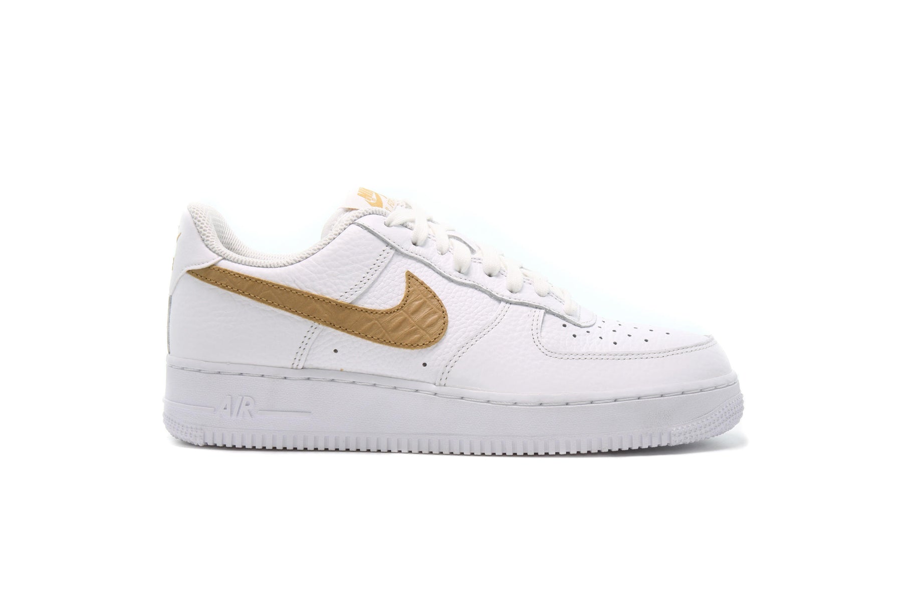 Nike AIR FORCE 1 LV8 "HAIRY SWOOSH"