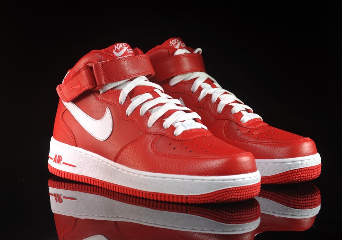 Nike Air Force 1 Mid 07