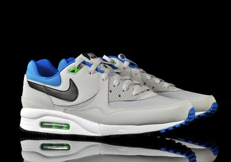 Nike Air Max Light