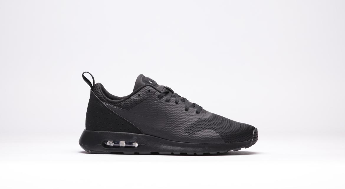 Nike Air Max Tavas "All Black"