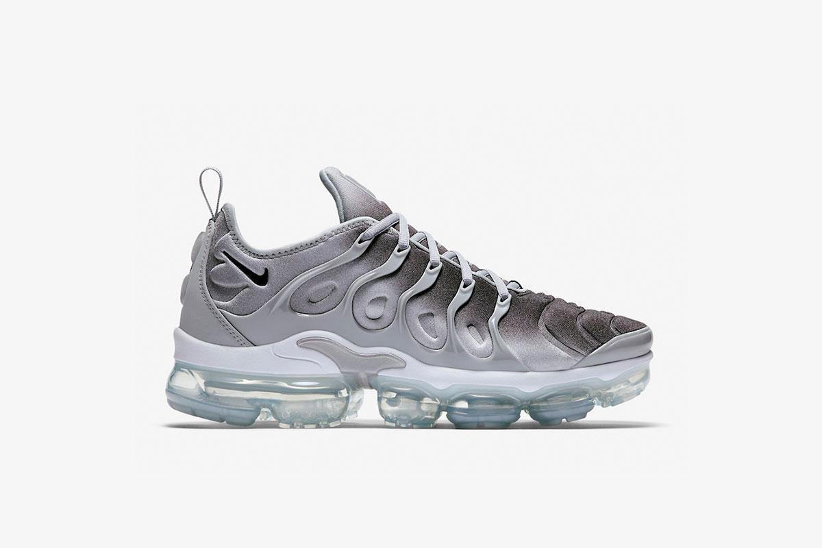 Nike Air Vapormax Plus "Wolf Grey"