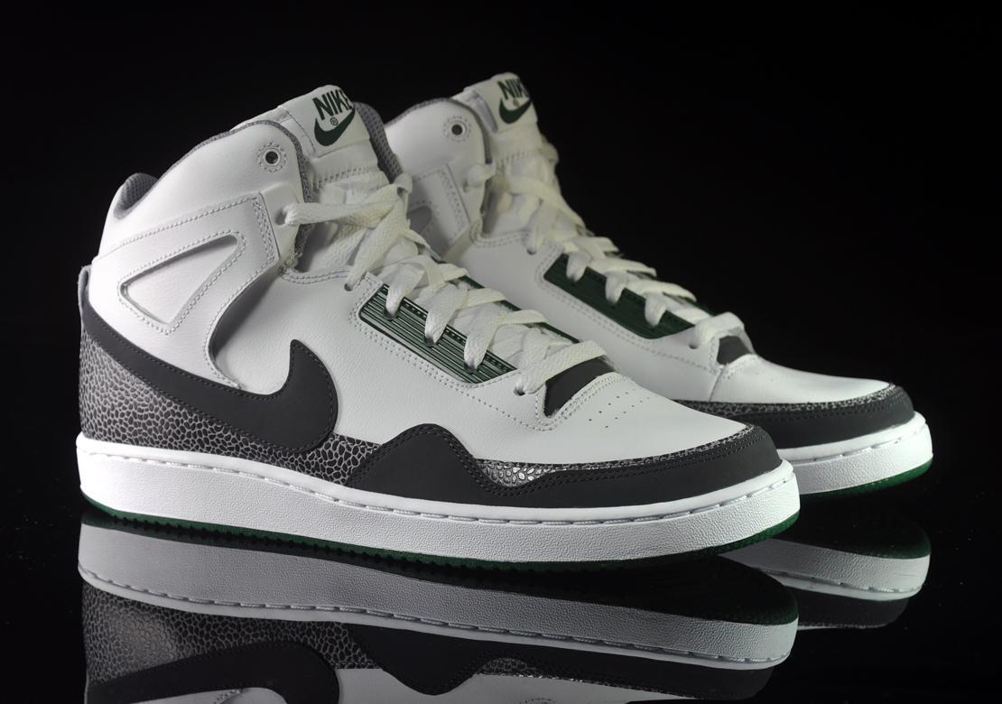 Nike Alphaballer Mid