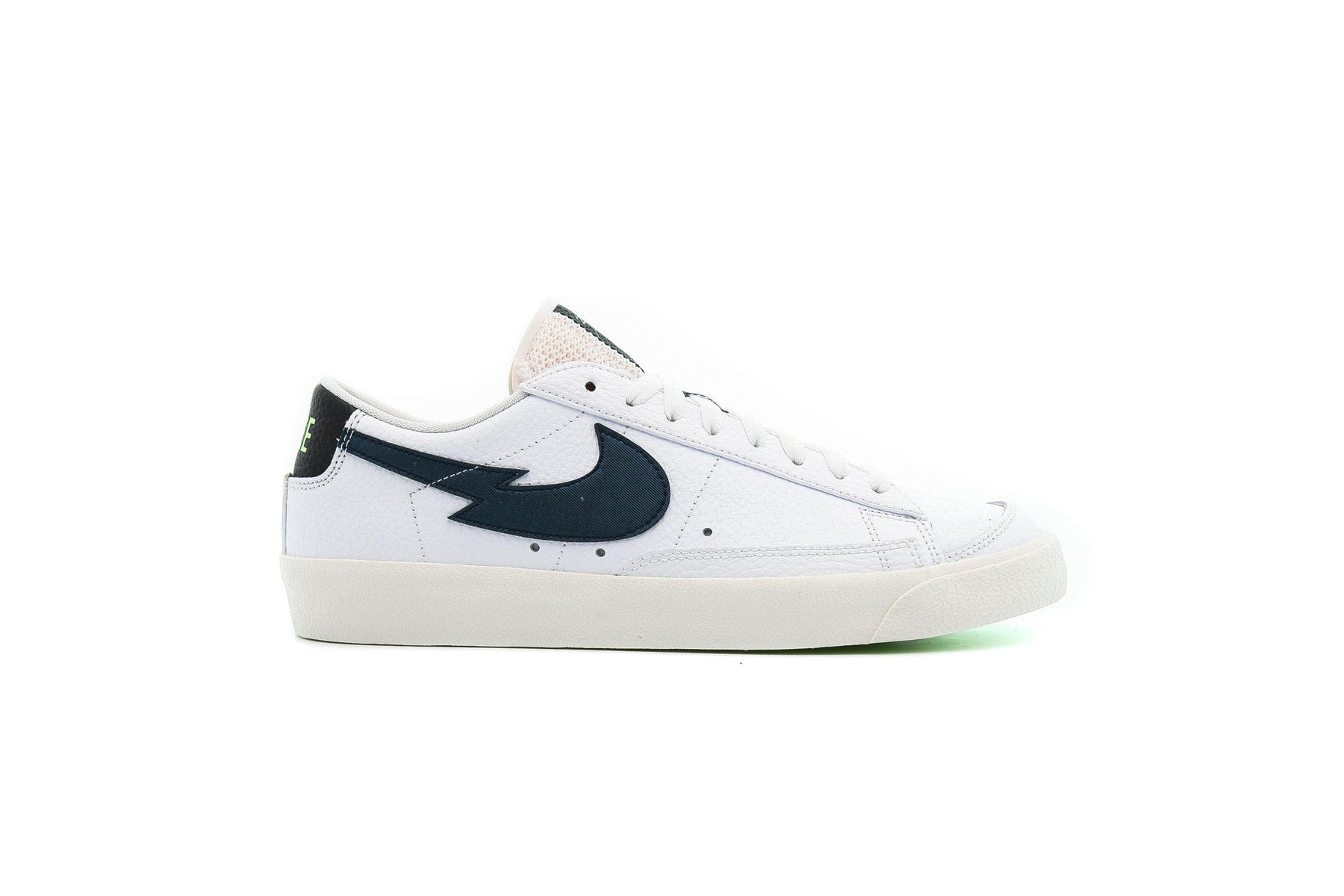 Nike BLAZER LOW '77 "WHITE"
