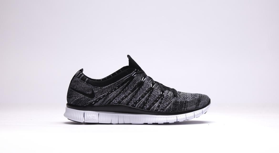 Nike Free Flyknit Nsw Oreo