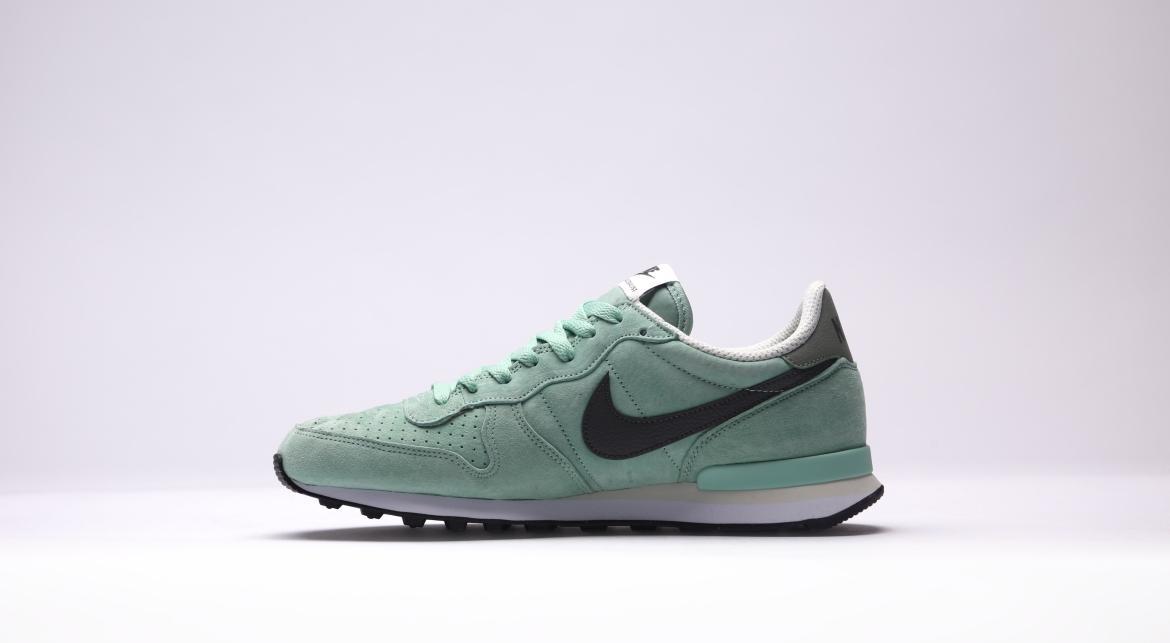 Nike Internationalist Leather "enamel Green"