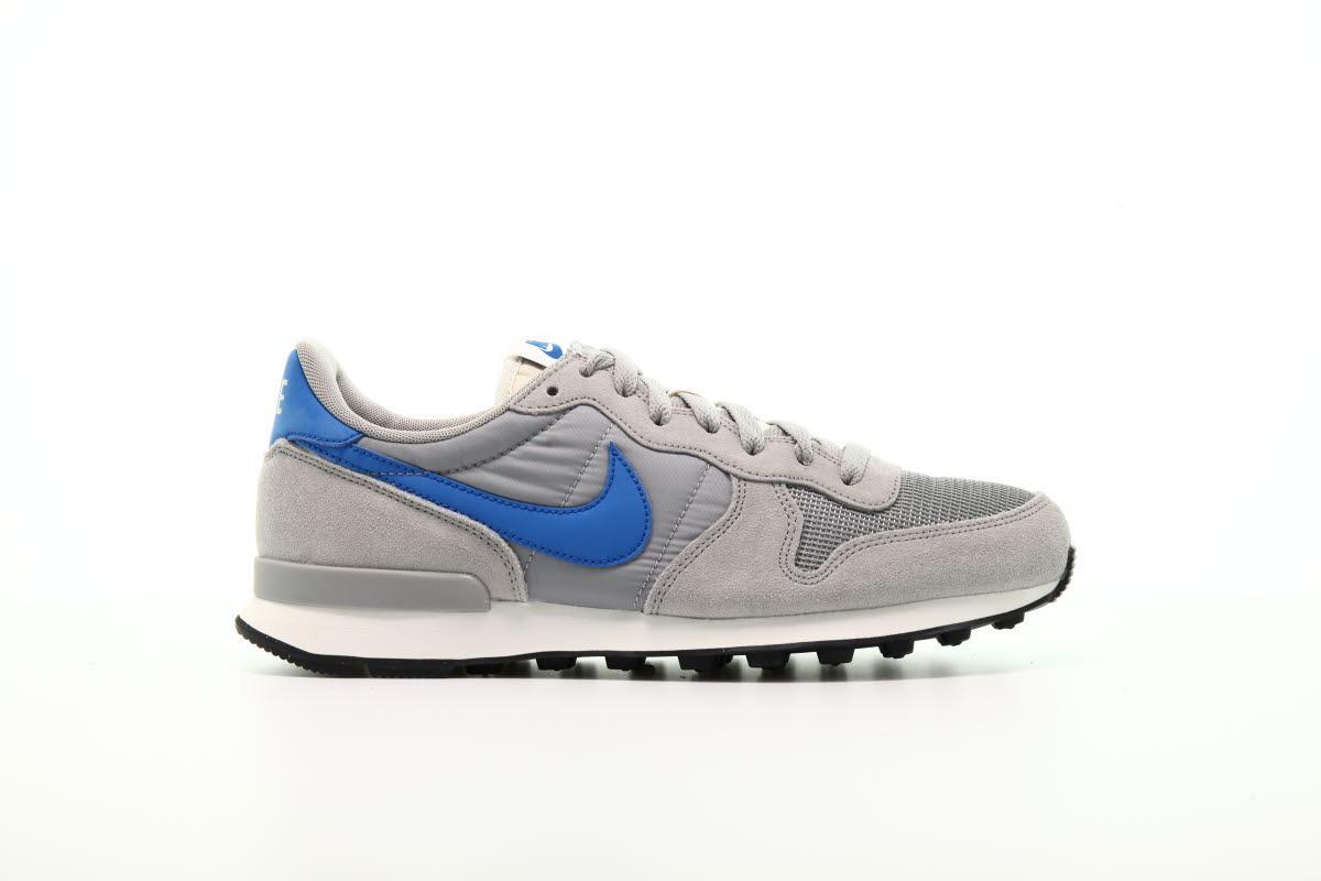 Nike Internationalist "Matte Silver"
