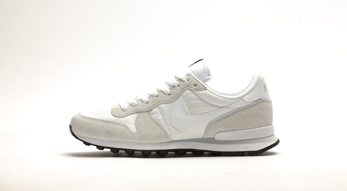 Nike Internationalist "Summit White"