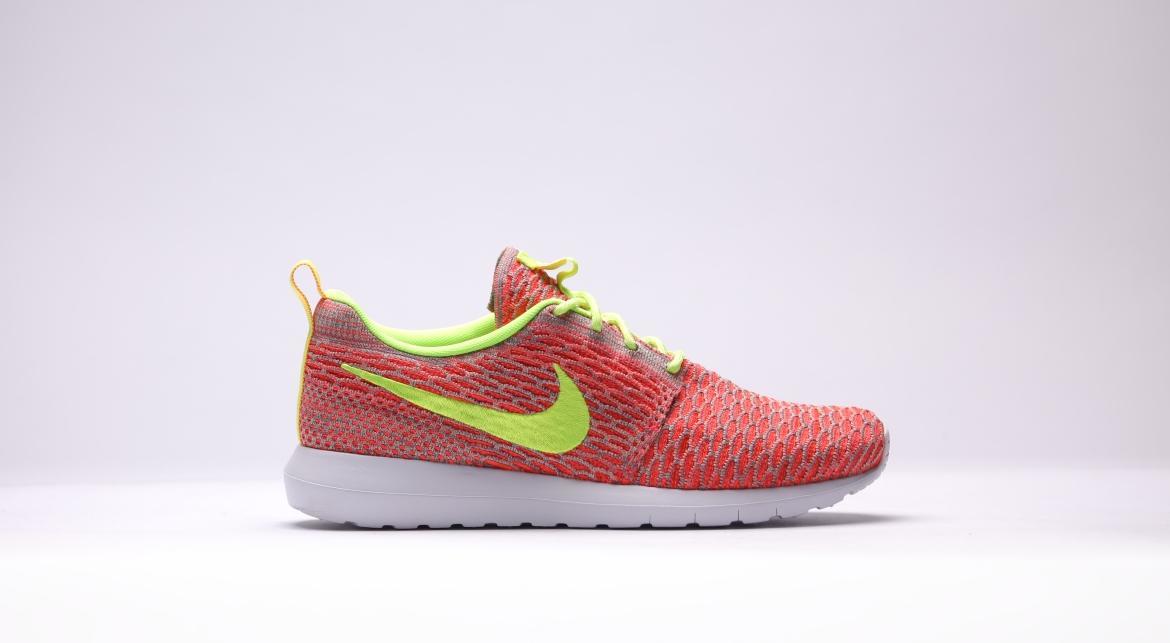 Nike Roshe Nm Flyknit "hot Lava"