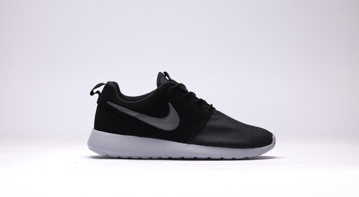 Nike Roshe One Suede "Dark Grey"