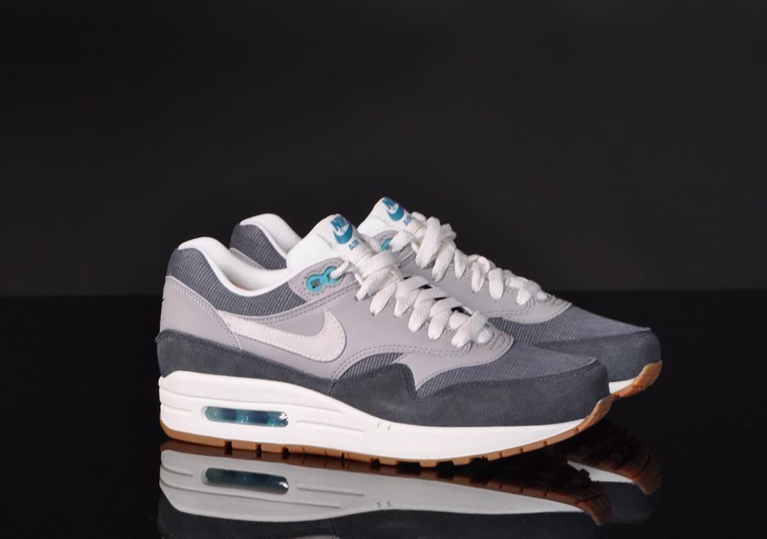 Nike Wmns Air Max 1 VNTG
