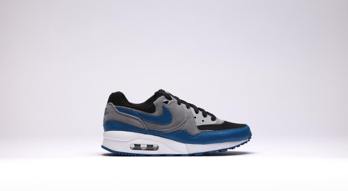 Nike Wmns Air Max Light Essential