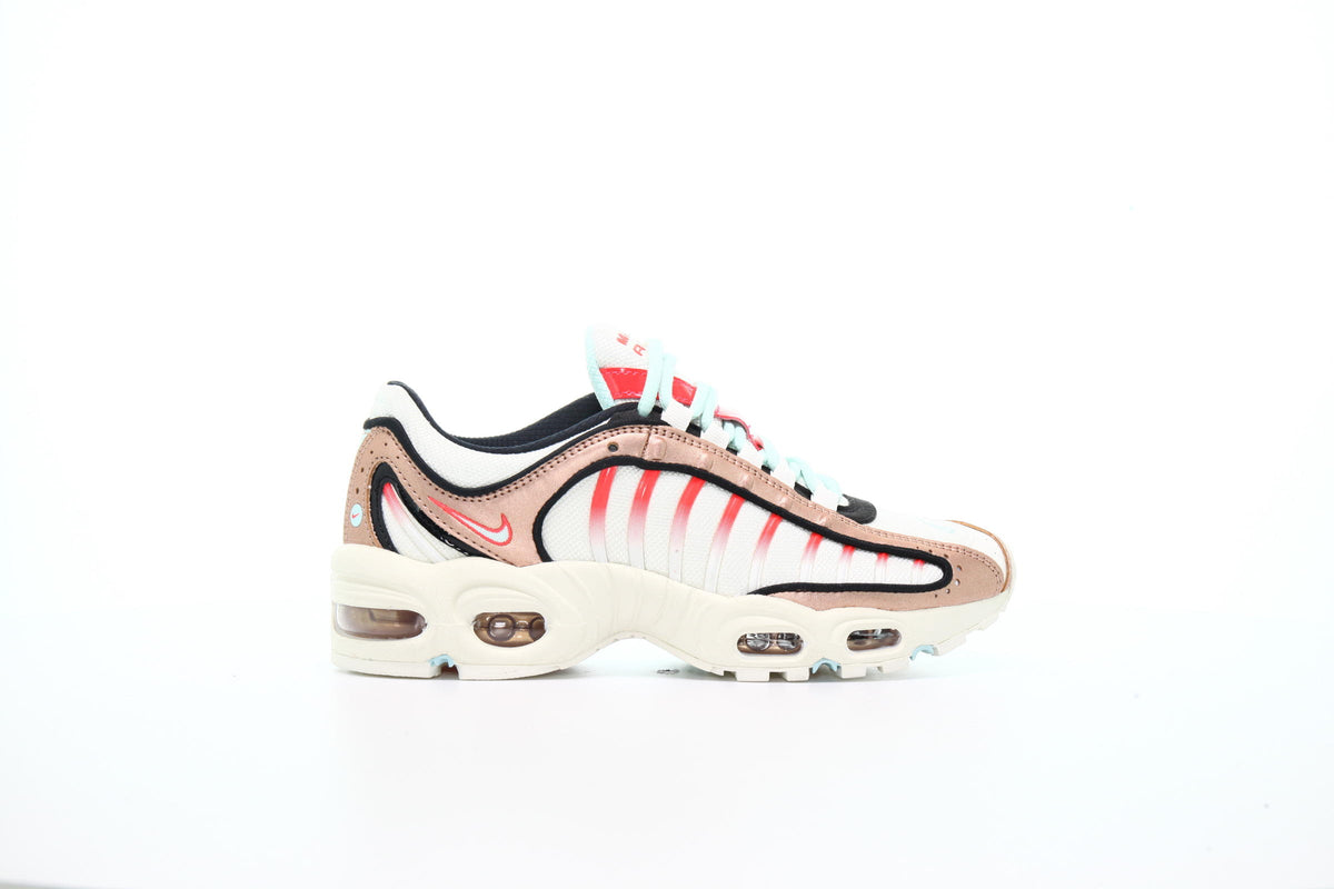 Nike WMNS Air Max Tailwind IV "Red"