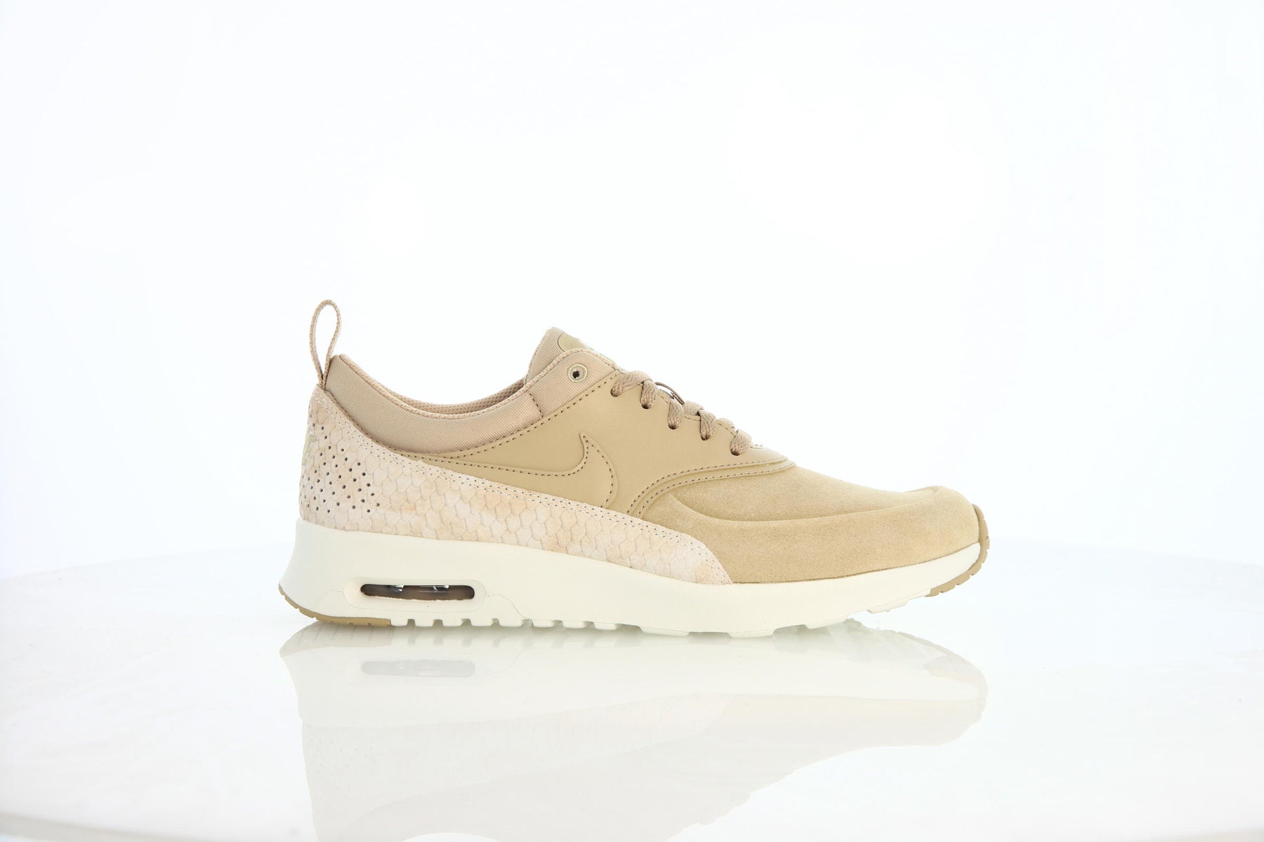 Nike Wmns Air Max Thea Premium "Linien"
