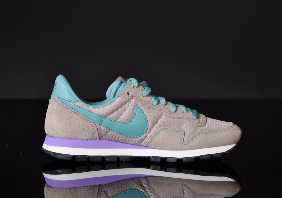 Nike Wmns Air Pegasus '83