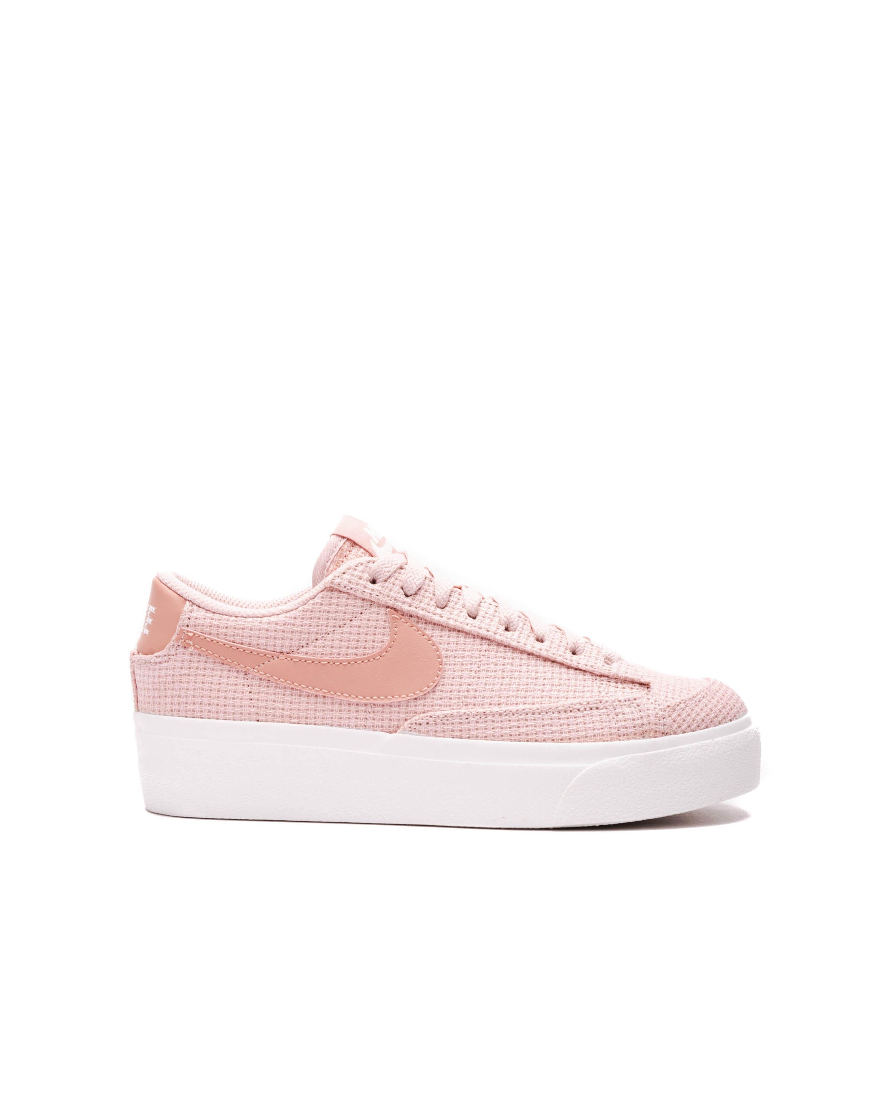 Nike WMNS BLAZER LOW PLATFORM