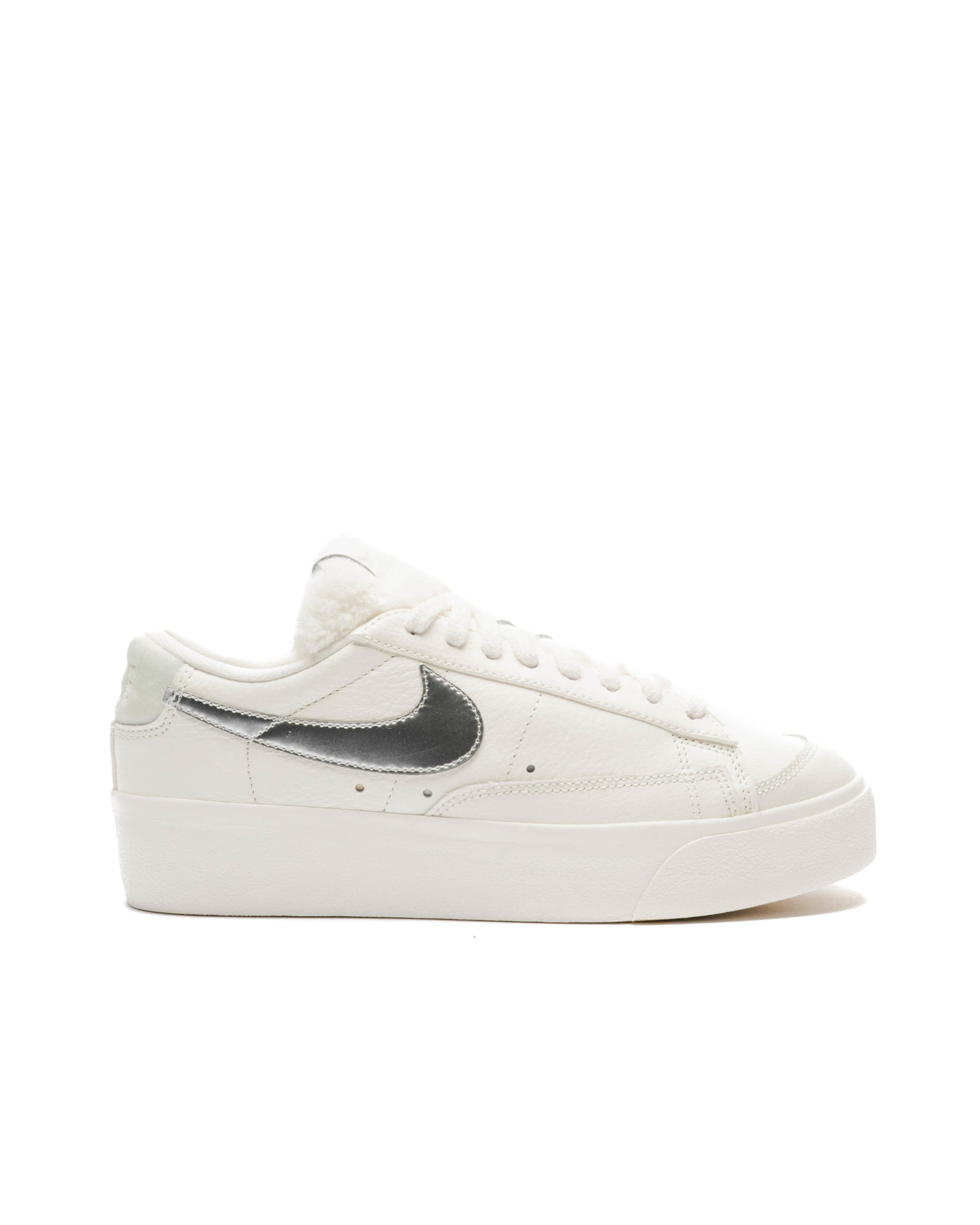 Nike WMNS BLAZER LOW PLATFORM