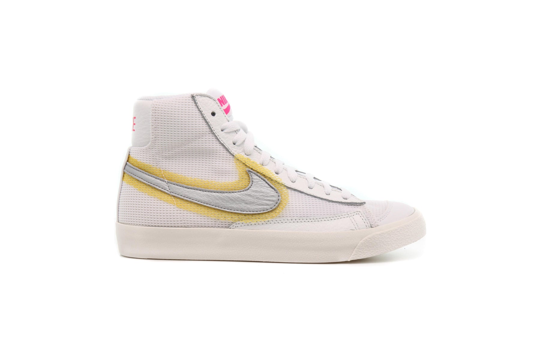 Nike WMNS BLAZER MID VNTG '77 "WHITE"