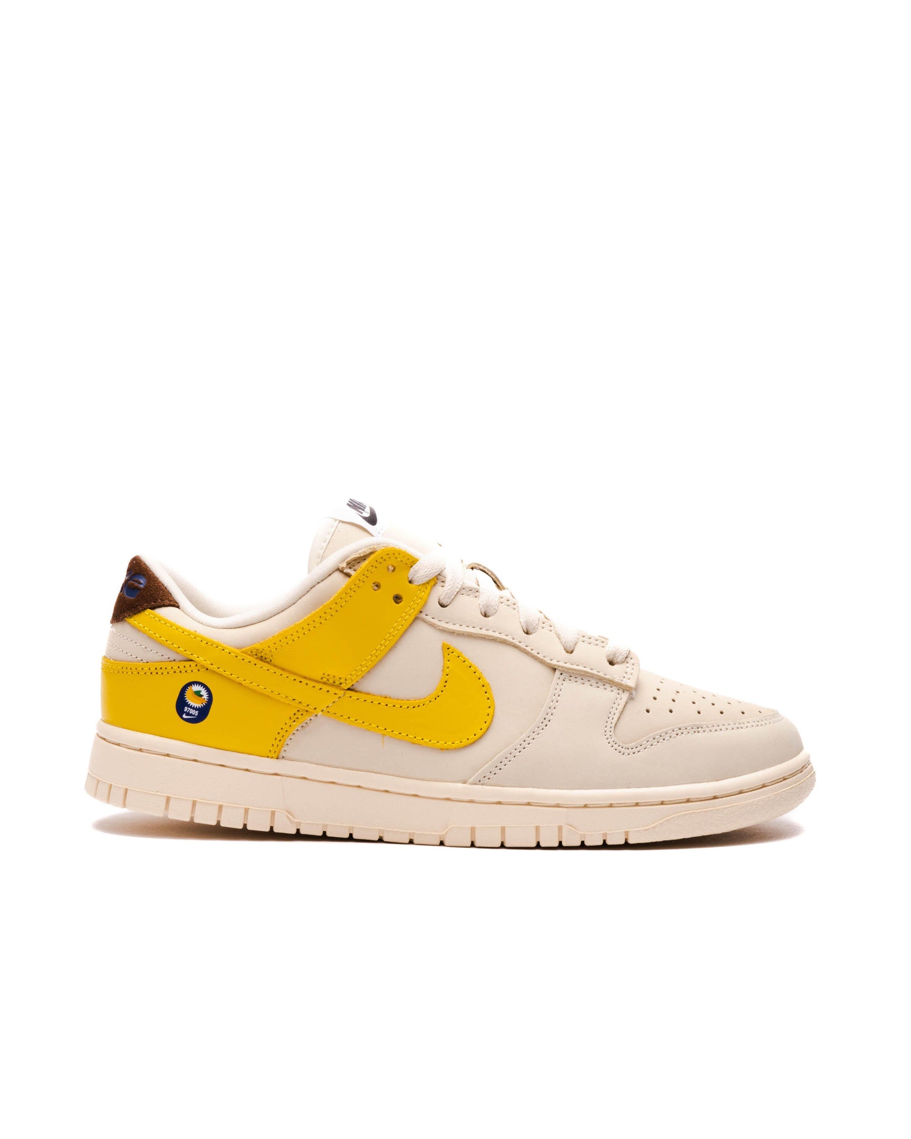 Nike WMNS DUNK LOW LX "Banana"