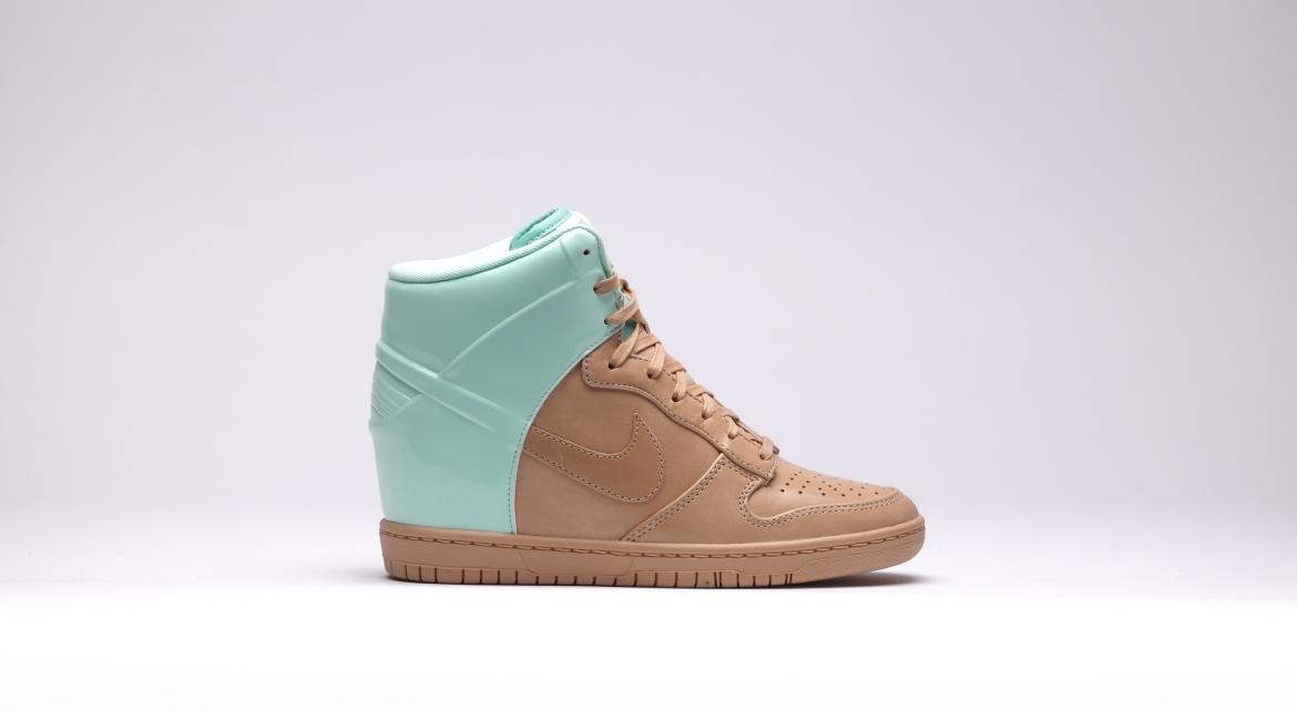 Nike Wmns Dunk Sky Hi VT QS