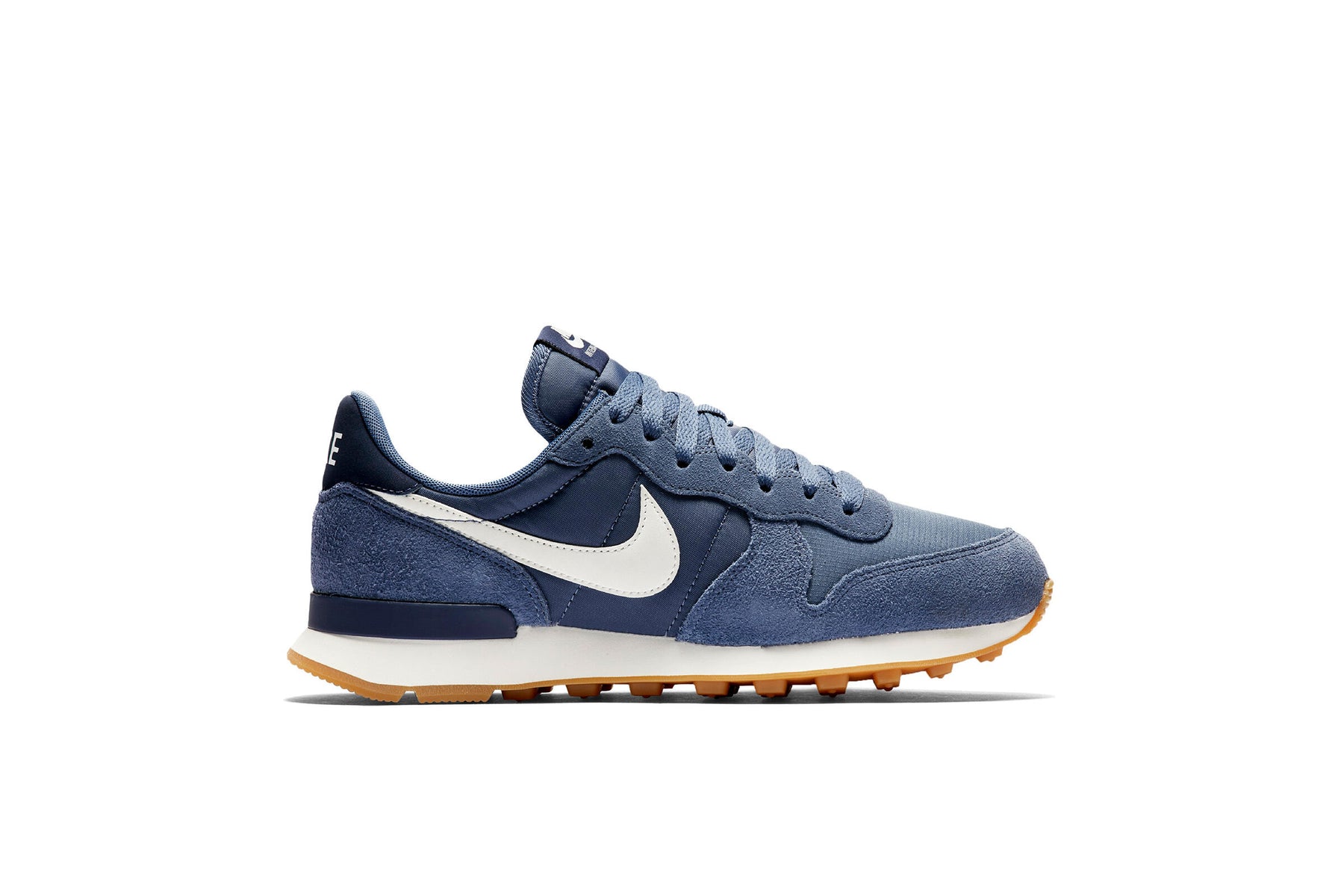 Nike WMNS INTERNATIONALIST "DIFFUSED BLUE"