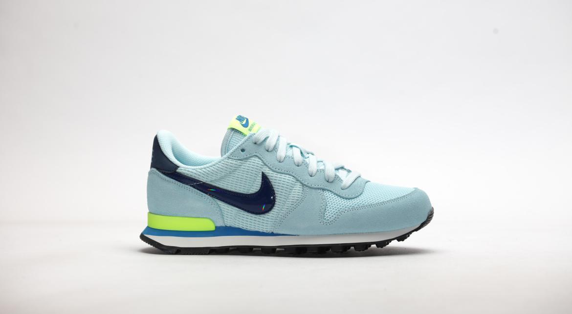 Nike Wmns Internationalist "Glacier Blue"