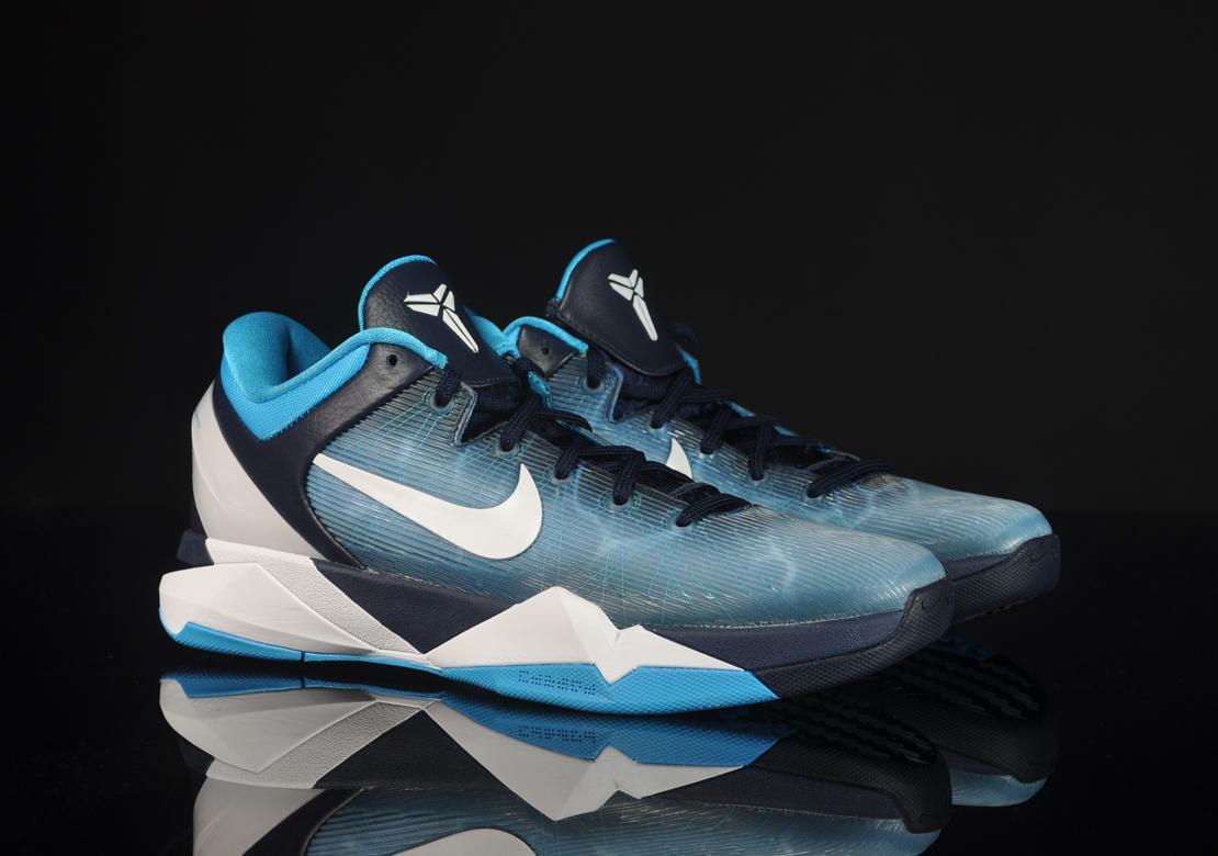Nike Zoom Kobe VII Shark