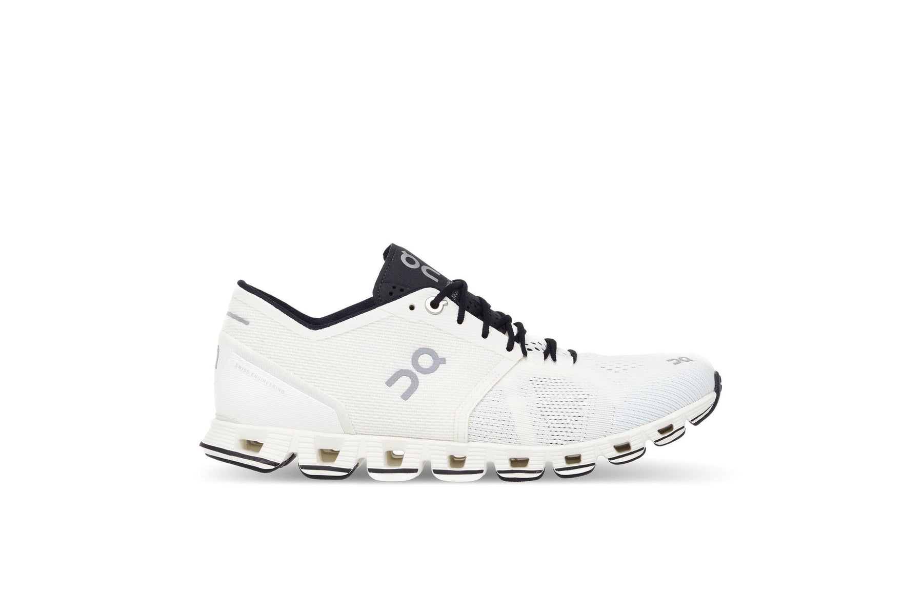 ON Running WMNS CLOUD X "WHITE"