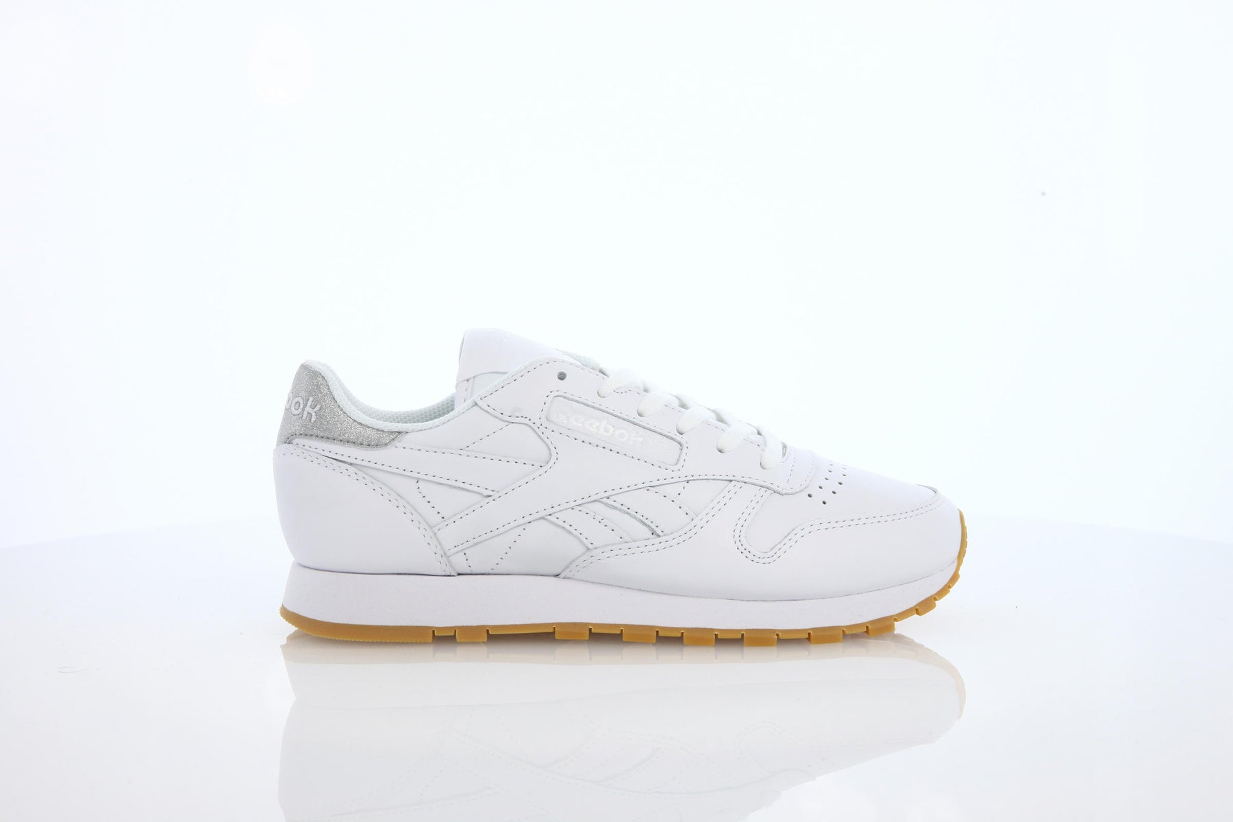 Reebok x Gigi Hadid Classic Leather Met Diamond "White"
