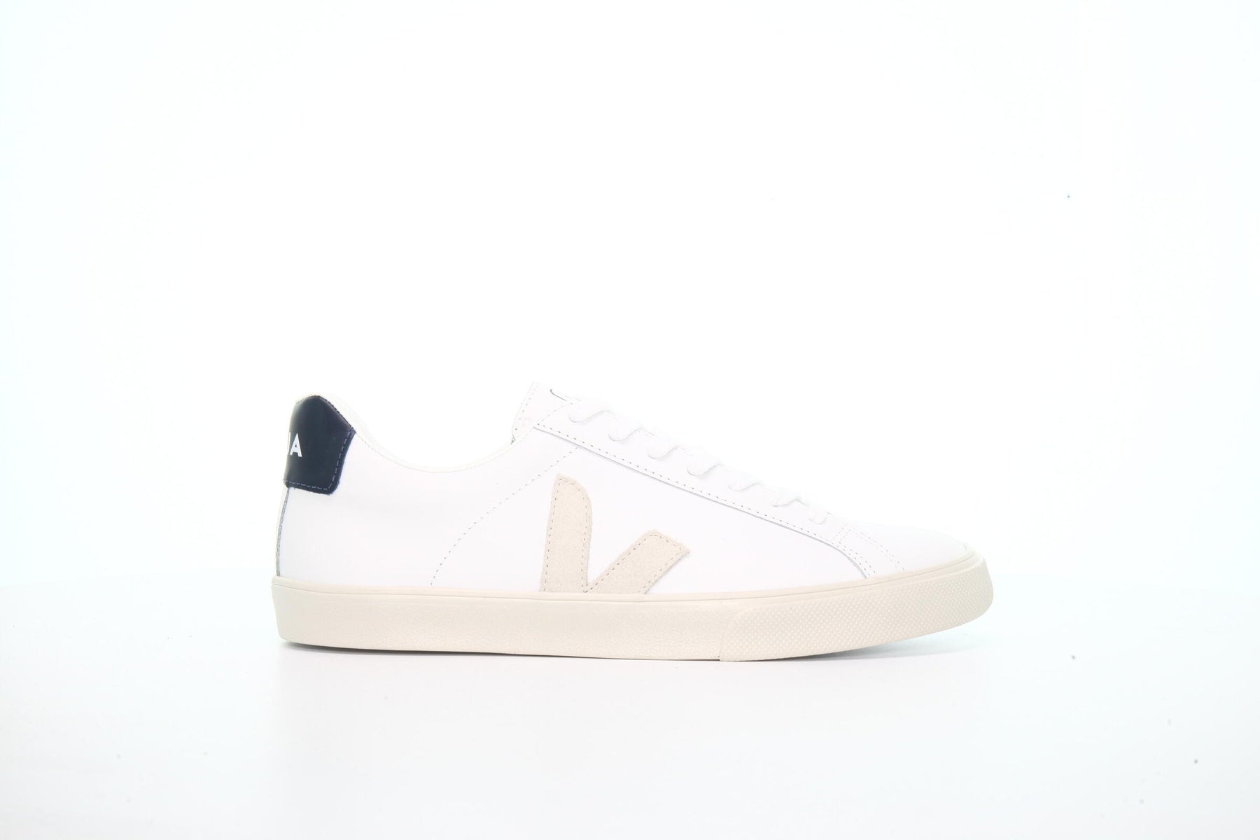 Veja Esplar Logo Leather "Natural Nautico"